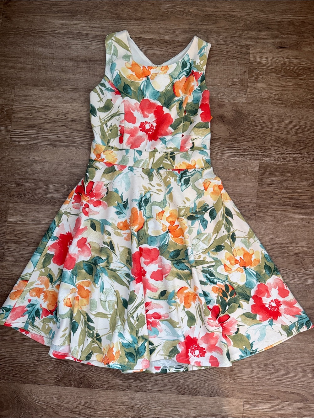 Like new Speechless Girls Floral Fit-and-Flare Dress in White, Red & Orange